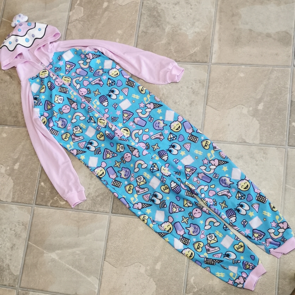 Girls Size 7/8 Onesie PJs